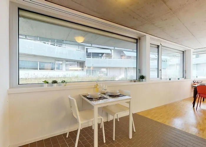 Bright And Luminous 1 Bedroom Flat In Downtown * سيون