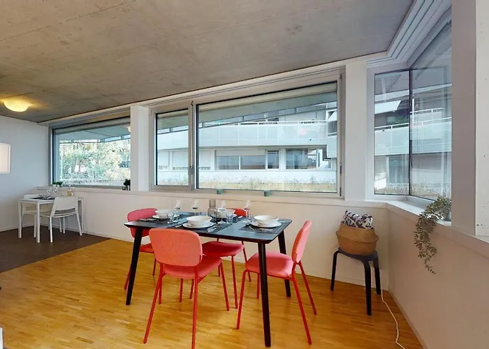 Bright And Luminous 1 Bedroom Flat In Downtown